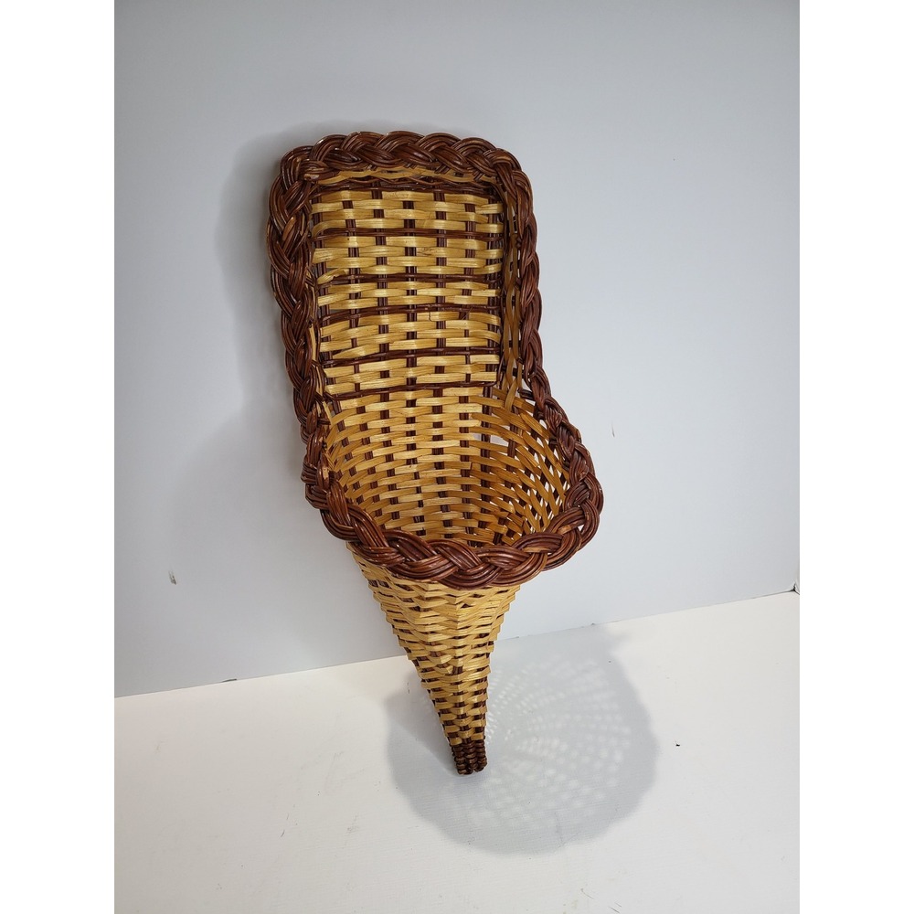 Vintage Woven Wicker Wall Pocket Basket Cornucopia Horn of Plenty Two Tone Brown
